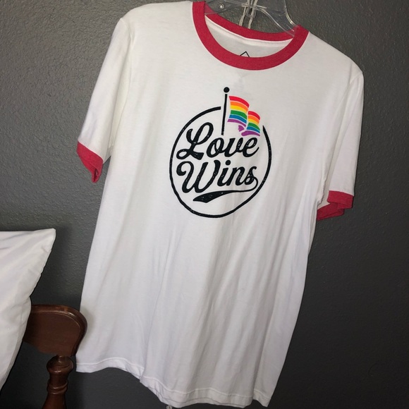 Love Wins Pride Shirt - Picture 1 of 1